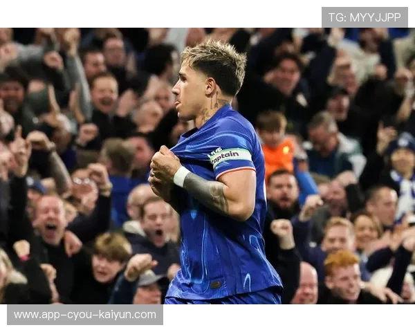 切尔西防线亟待修补，未来对阵强敌的战略调整势在必行，切尔西战术分析